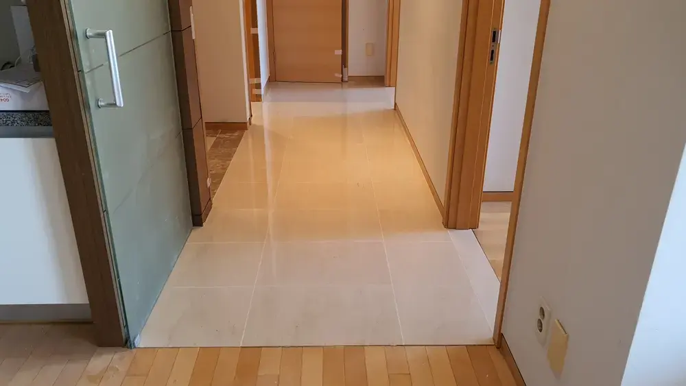 강남 식탁대리석연마 작업 전 상태